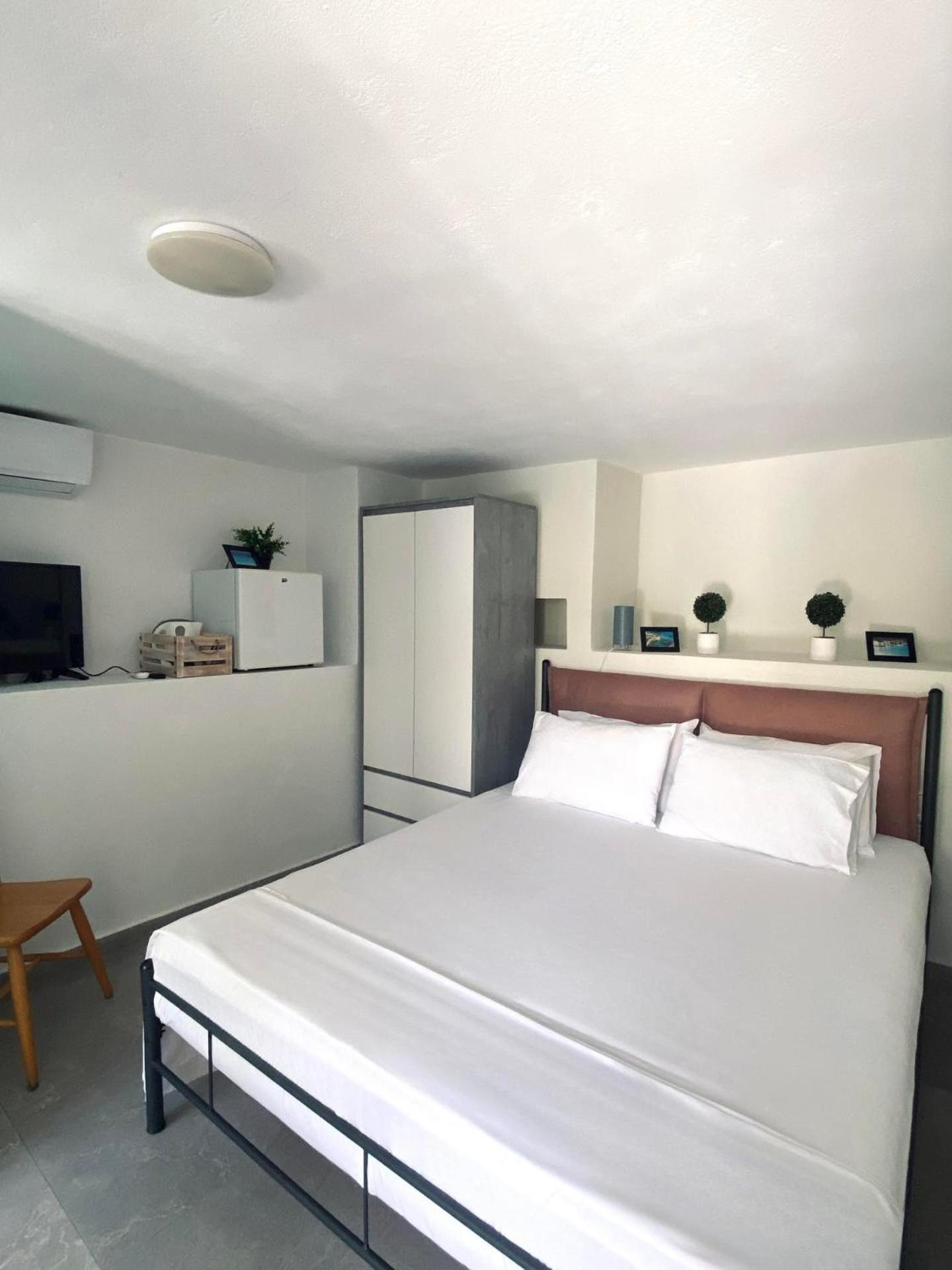 Moxy Paxos Apartments Gaios Exteriör bild